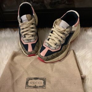Gucci Kids Sneakers…